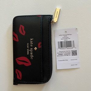 - New Kate Spade Madison Lip Toss Top Zip Card Holder 💋